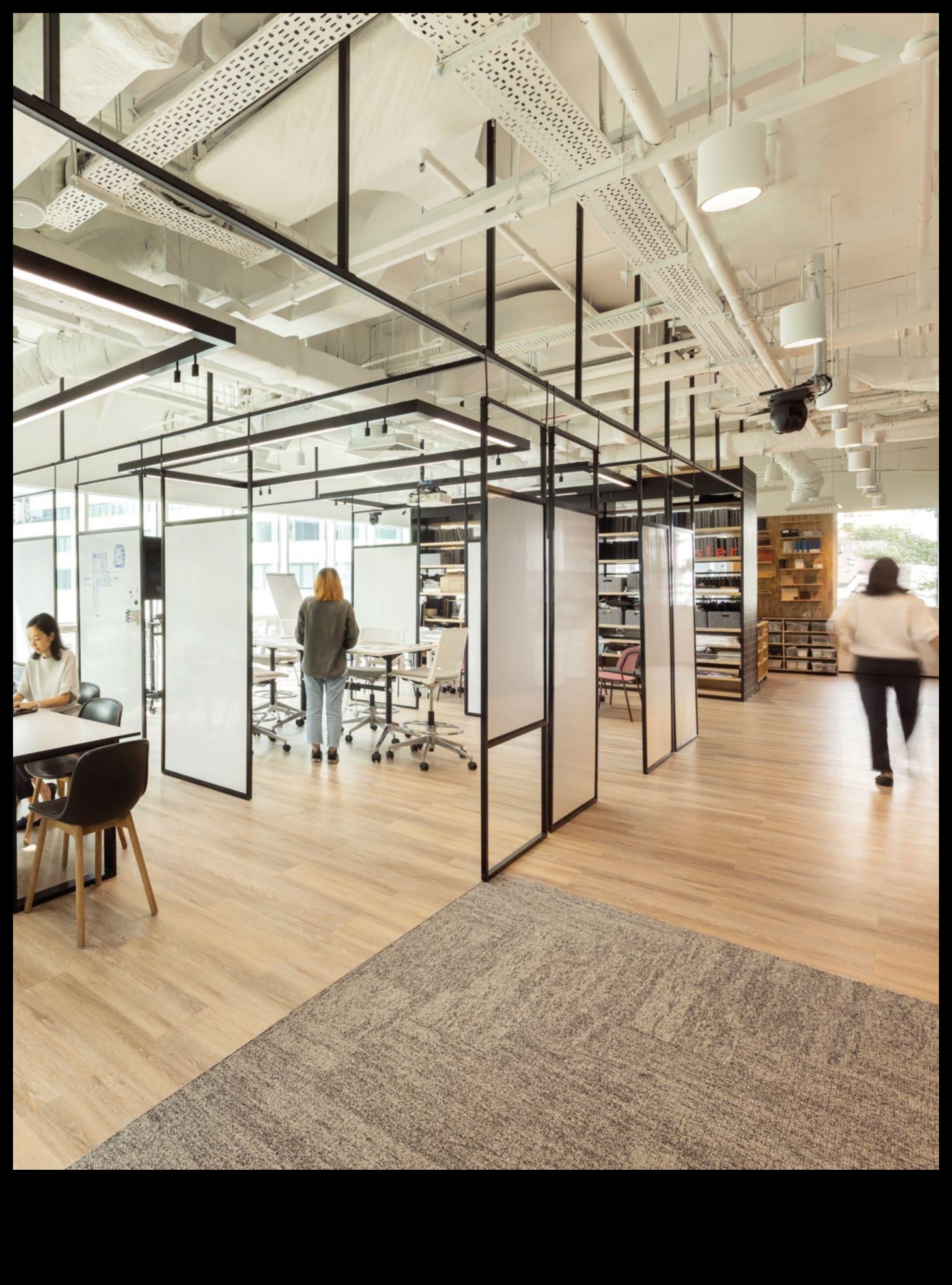 חלון ראווה של משרד חכם: טכנולוגיות מהדור הבא מעצבות סביבות עבודה מודרניות