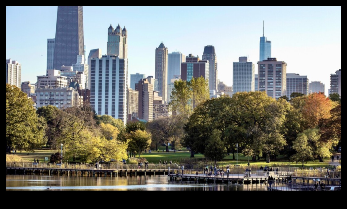 קווי רקיע מפוסלים: סיור בפלאים העירוניים