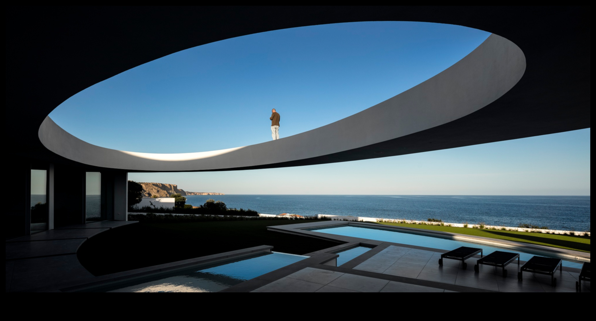 אווירה אדריכלית הלוכדת את רוח המבנים באמצעות צילום 4 אווירה אדריכלית: מסגור מבנים בצילום