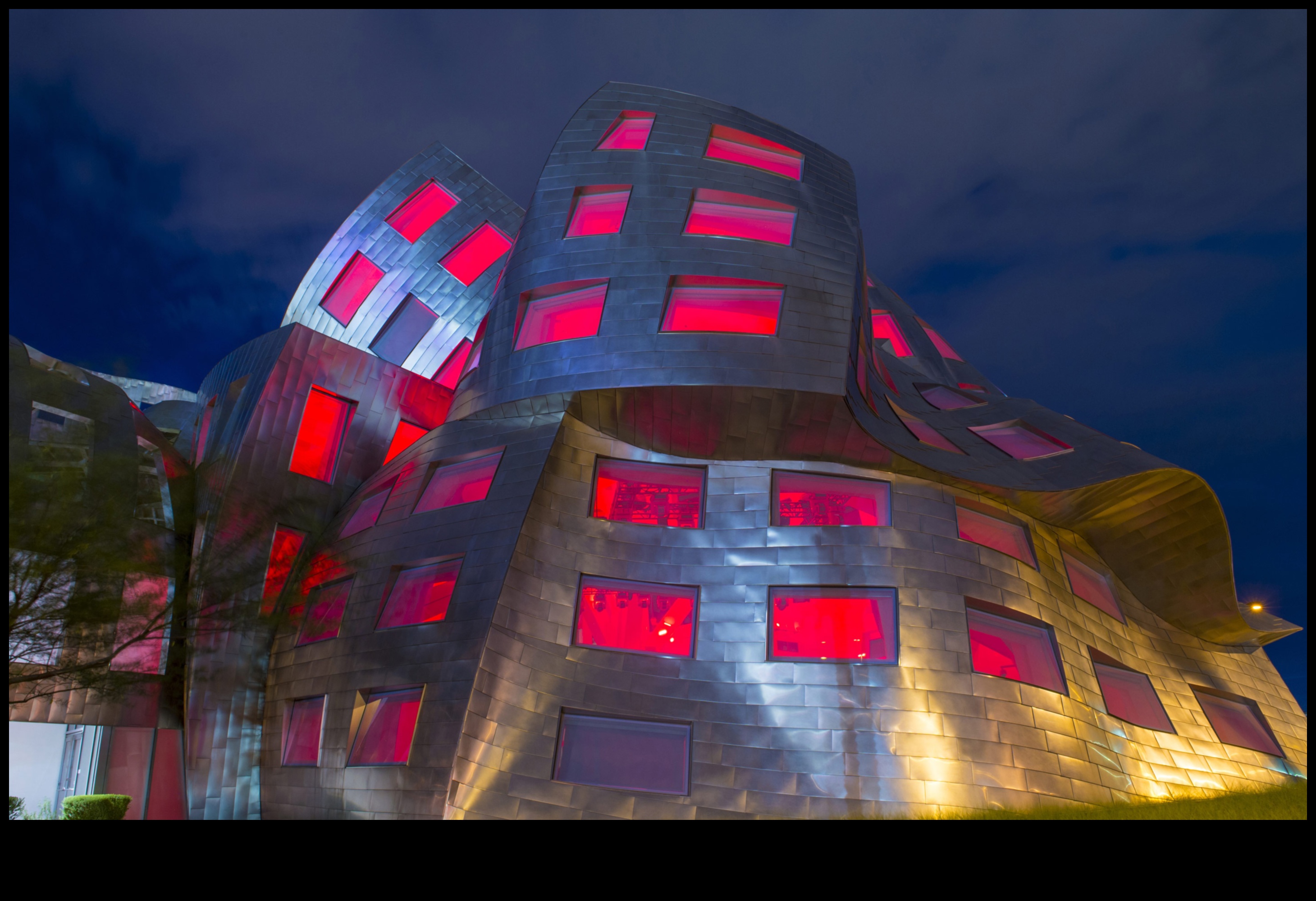 אווירה אדריכלית הלוכדת את רוח הבניינים באמצעות צילום 5 אווירה אדריכלית: מסגור מבנים בצילום